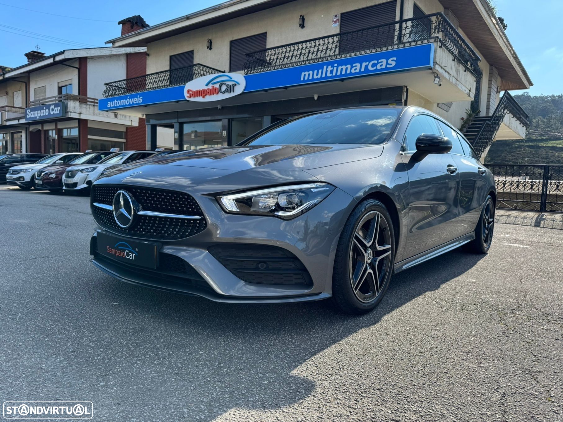 Mercedes-Benz CLA 180 d Shooting Brake AMG Line Aut. - 1