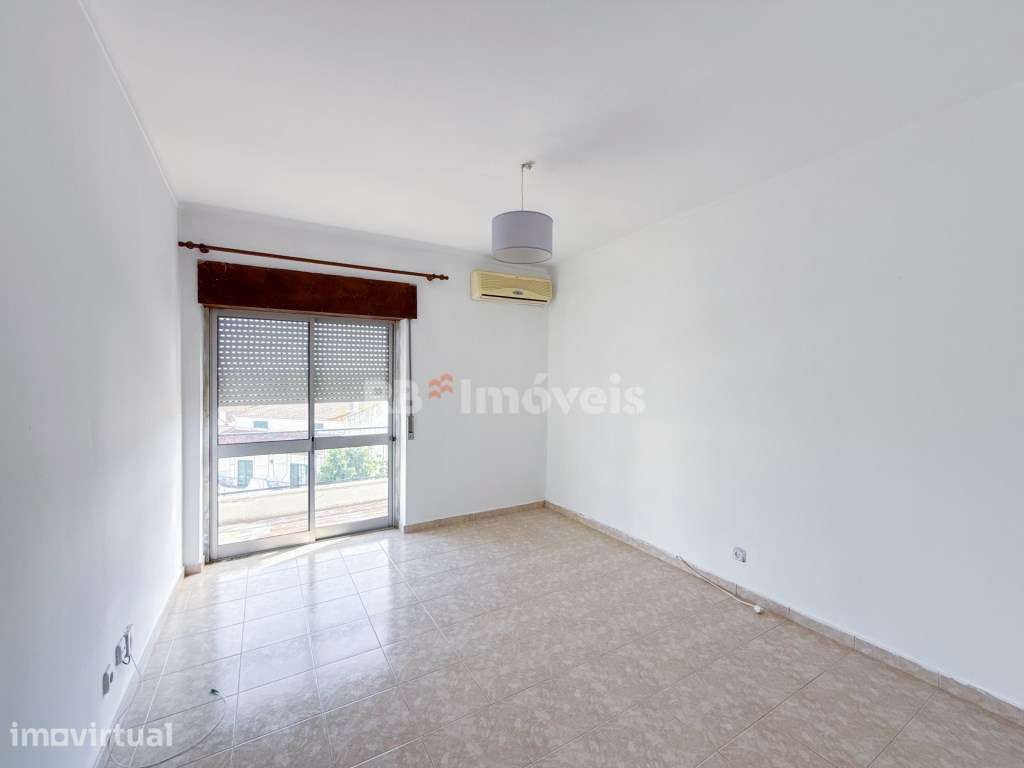 Apartamento T3 com varanda em Alferrarede - Grande imagem: 4/39