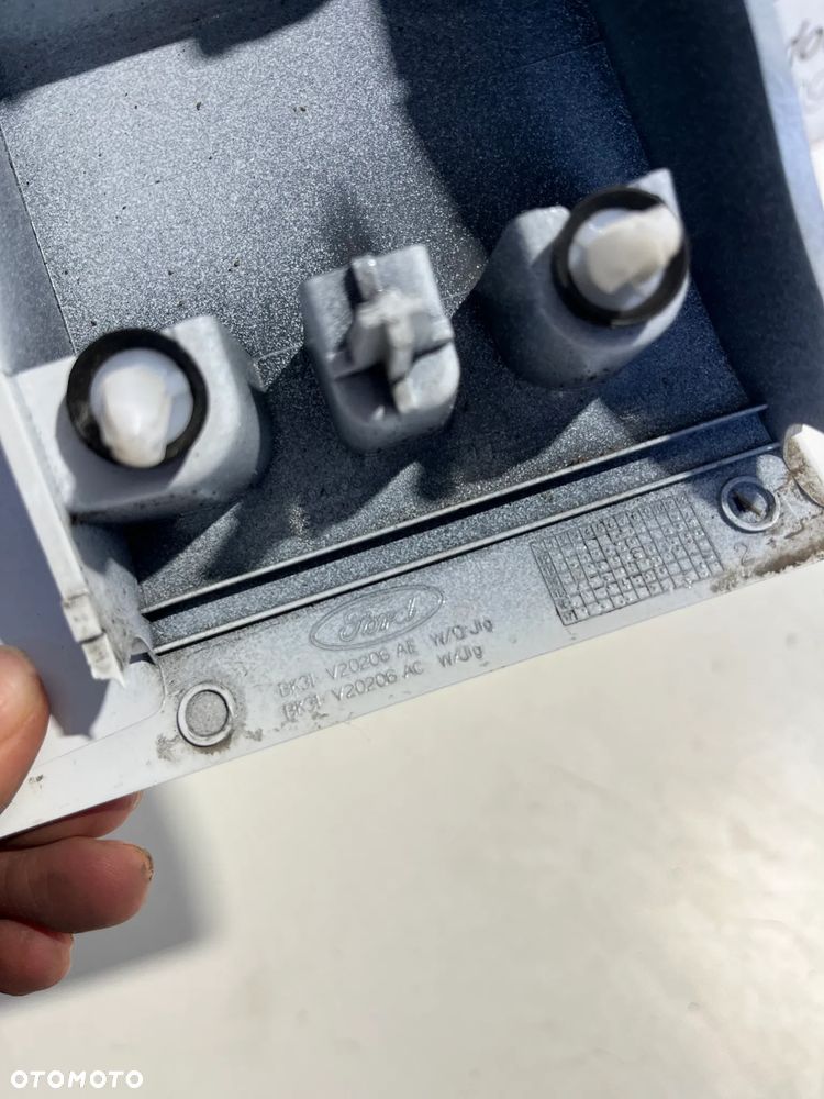 Listwa pod wlew paliwa Ford Transit MK8 Lift 2025 BK31V20206AE/AC - 3