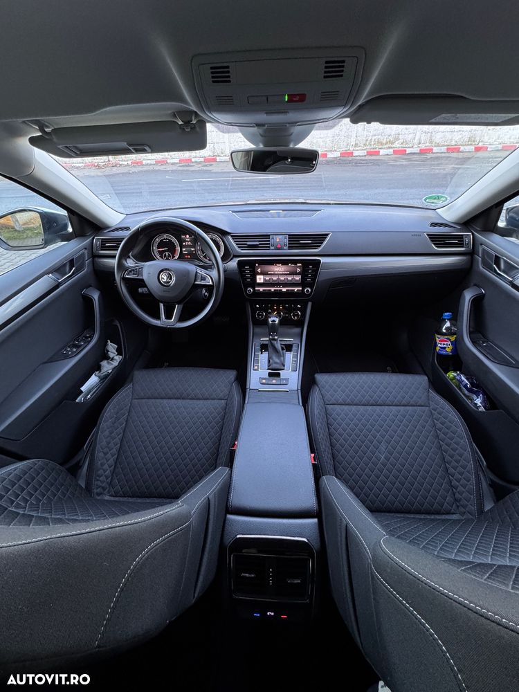 Skoda Superb Combi 2.0 TDI DSG Ambition - 7