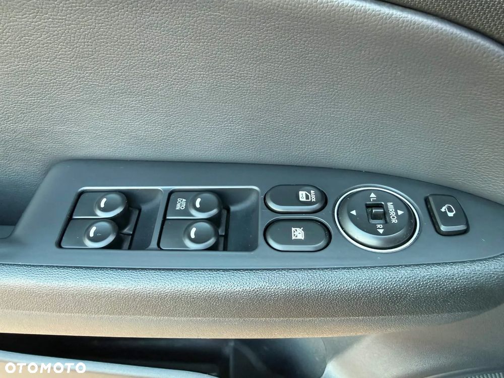 Hyundai i30 i30cw 1.6 CRDi FIFA WM Edition - 7