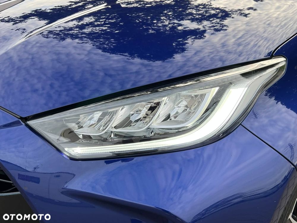 Toyota Yaris - 10