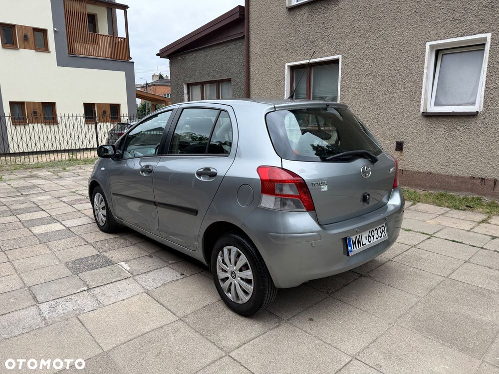 Toyota Yaris 1.0 Entry - 5