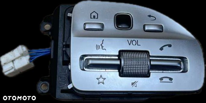 MERCEDES 176 213 222 PRZYCISKI KIEROWNICY PANEL PRAWY AMG A0999050704 - 1