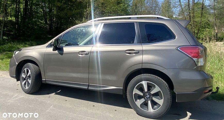 Subaru Forester 2.0 i Exclusive (EyeSight) Lineartronic - 2