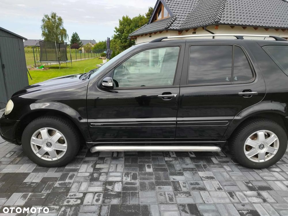 Mercedes-Benz ML - 16