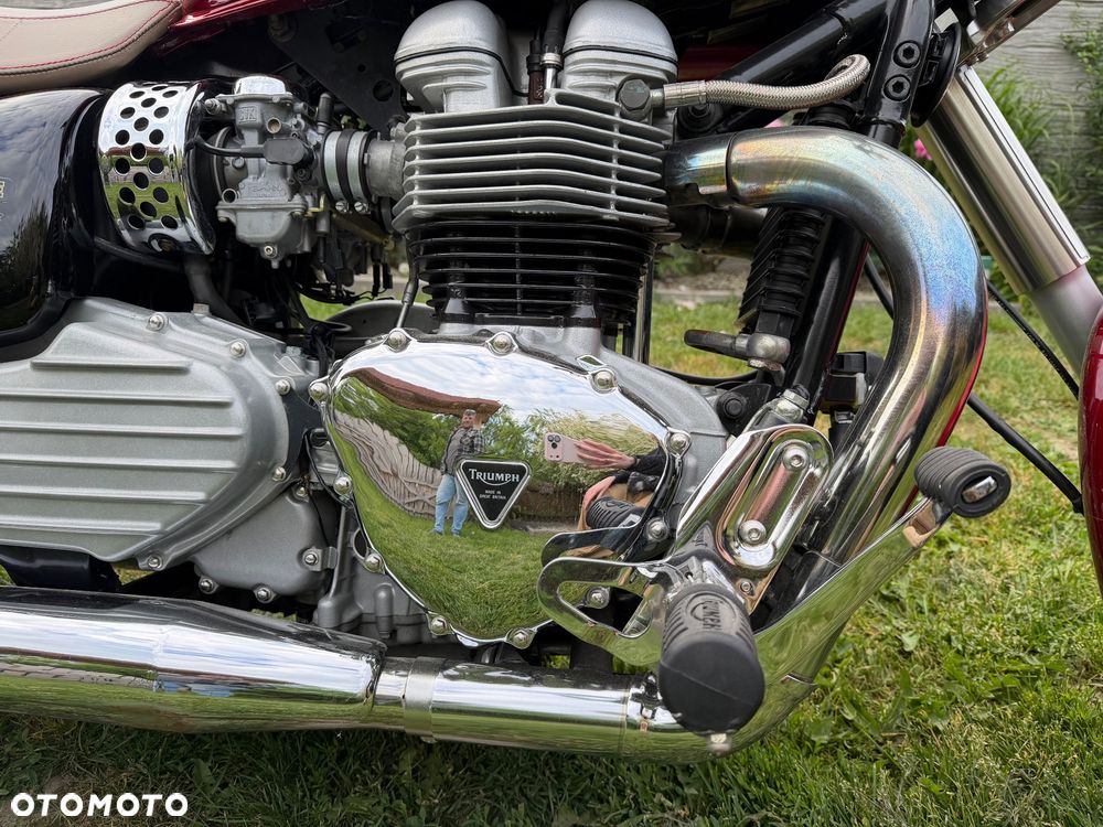 Triumph America - 13