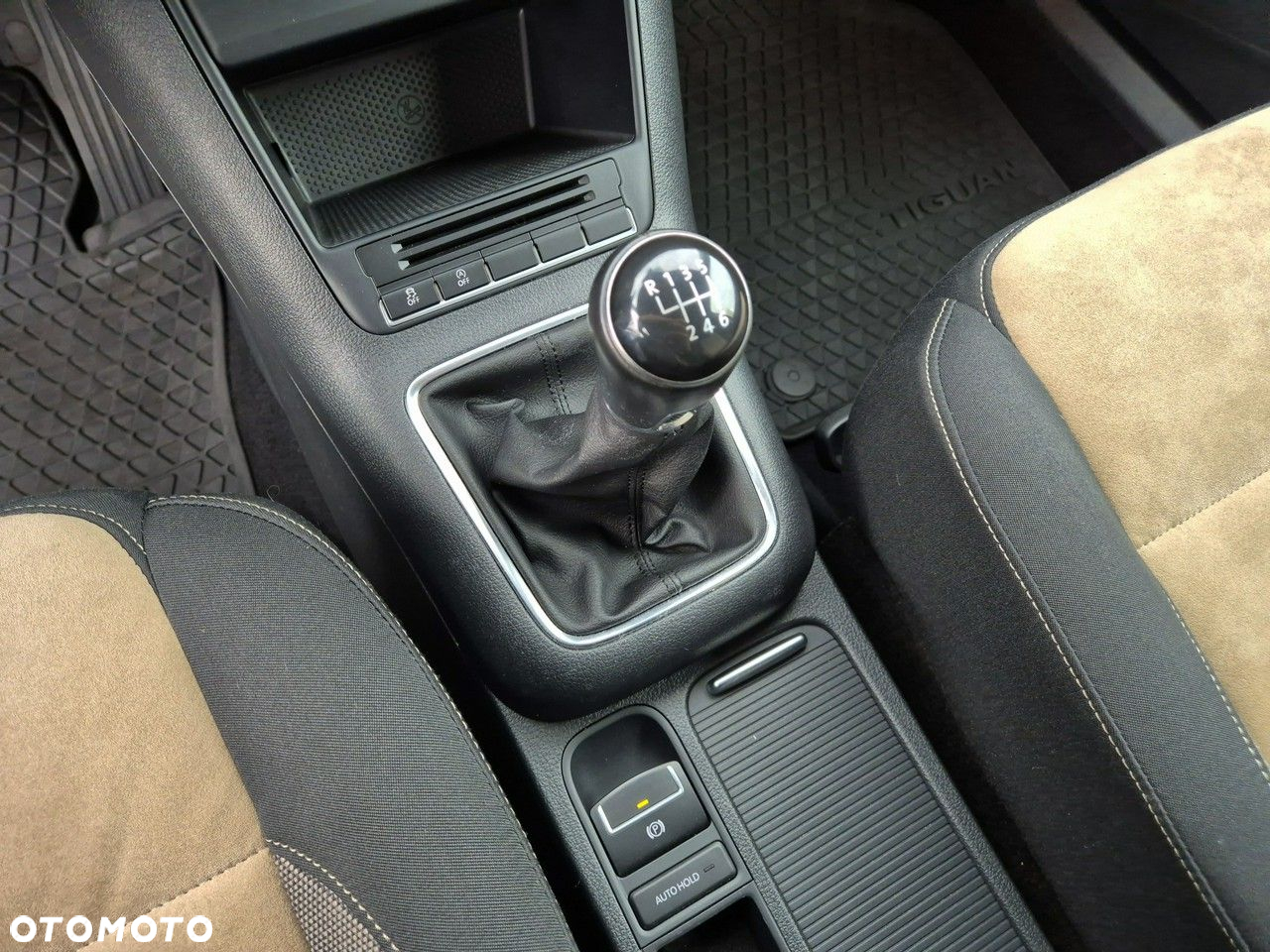 Volkswagen Tiguan 1.4 TSI Sport&Style - 12