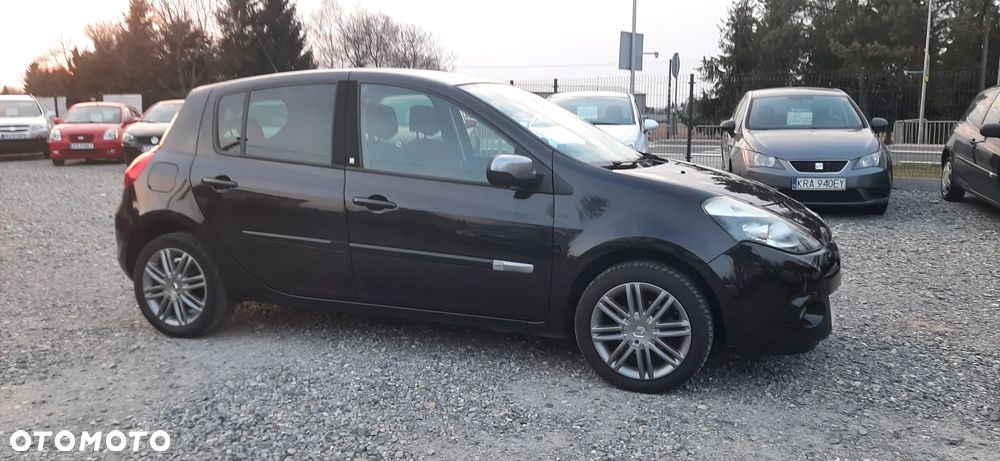 Renault Clio 1.2 16V Dwudziestka Euro5 - 15