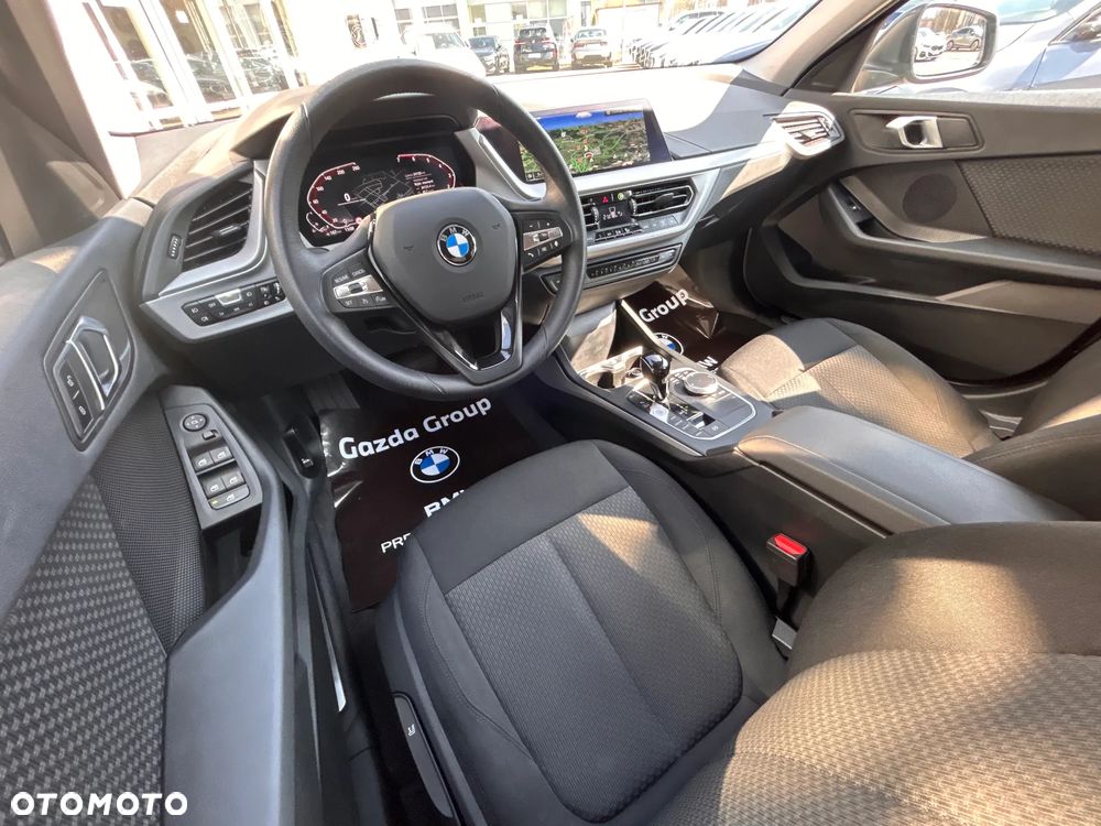 BMW Seria 1 118i Advantage - 23