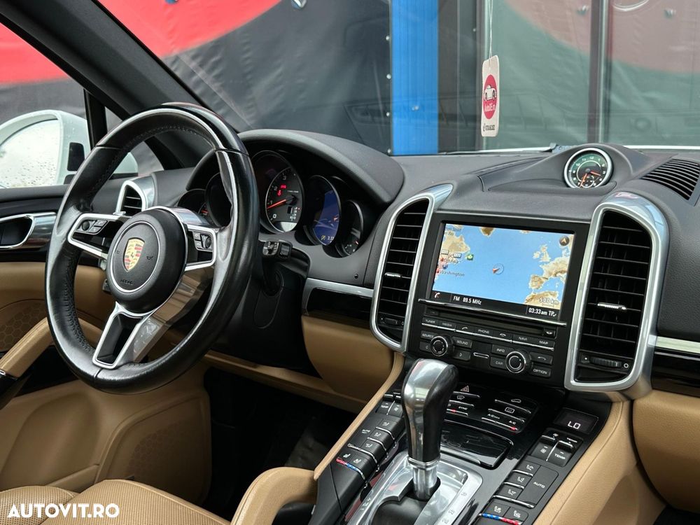Porsche Cayenne V6 3.6L Aut. - 11