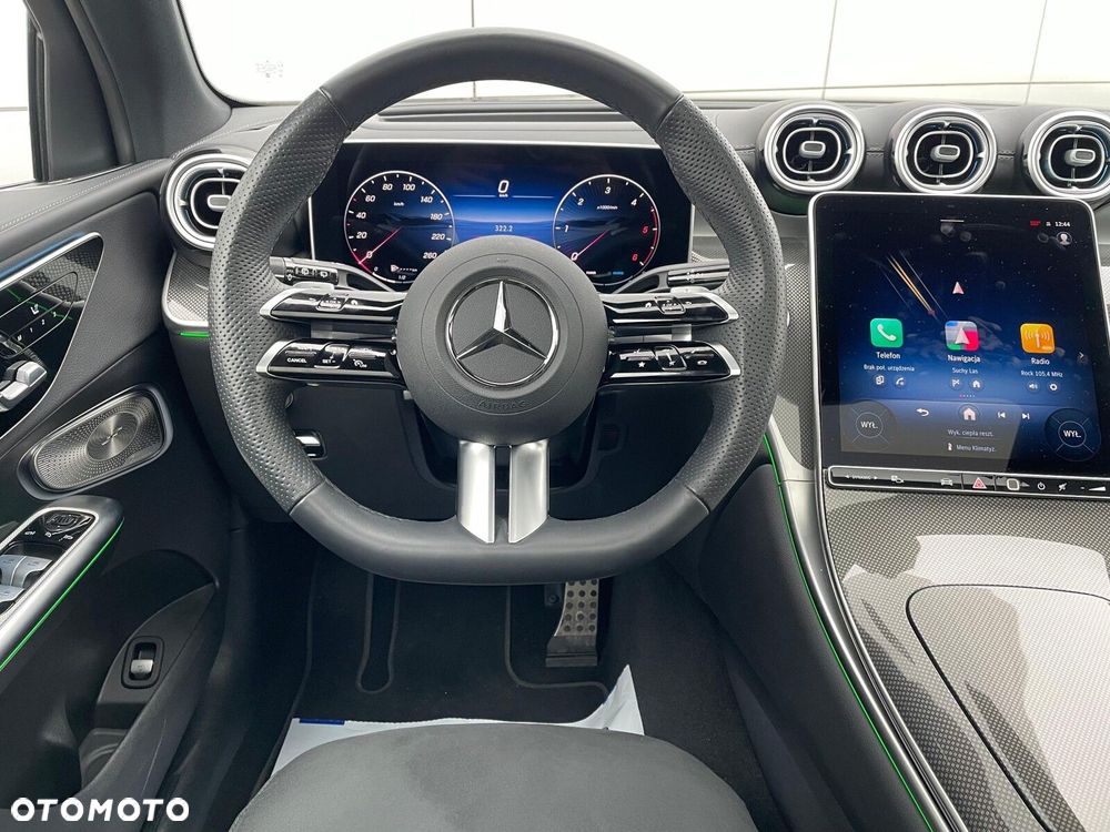 Mercedes-Benz GLC - 12