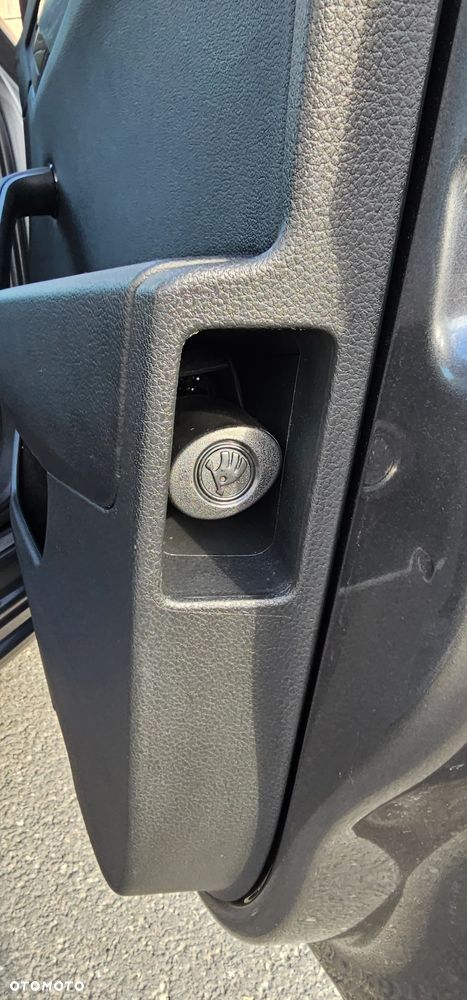 Skoda Superb 2.0 TSI Ambition DSG - 23