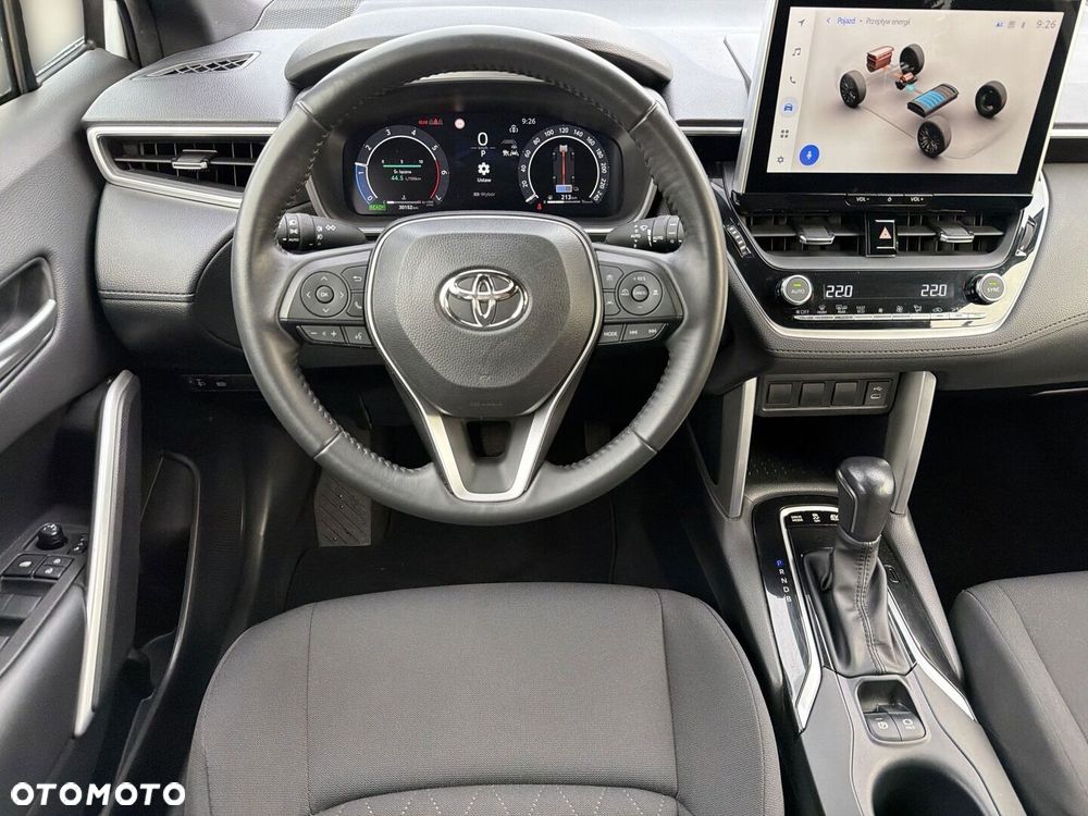 Toyota Corolla Cross - 13