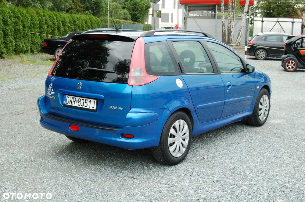 Peugeot 206 - 6