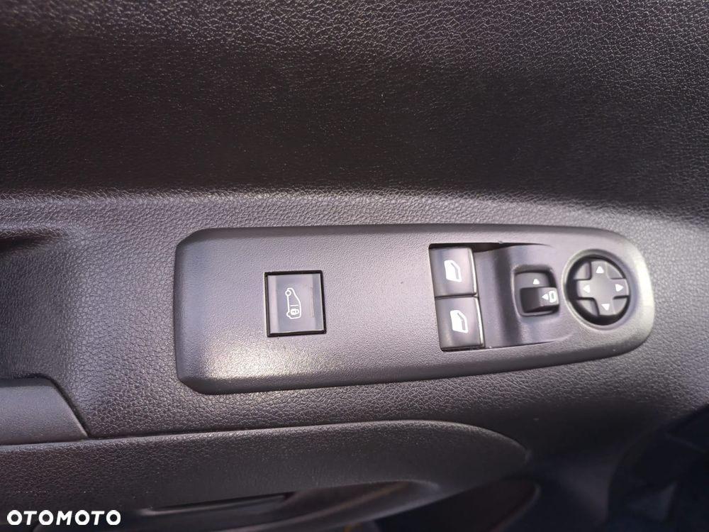 Peugeot PARTNER L2 LONG 3 MIEJSCA - 24