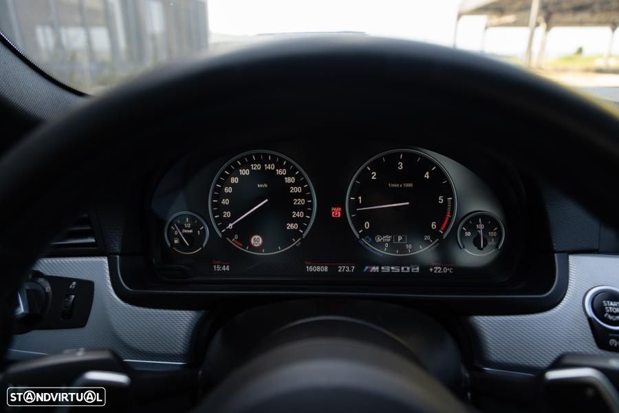 BMW M550d xDrive Auto - 42