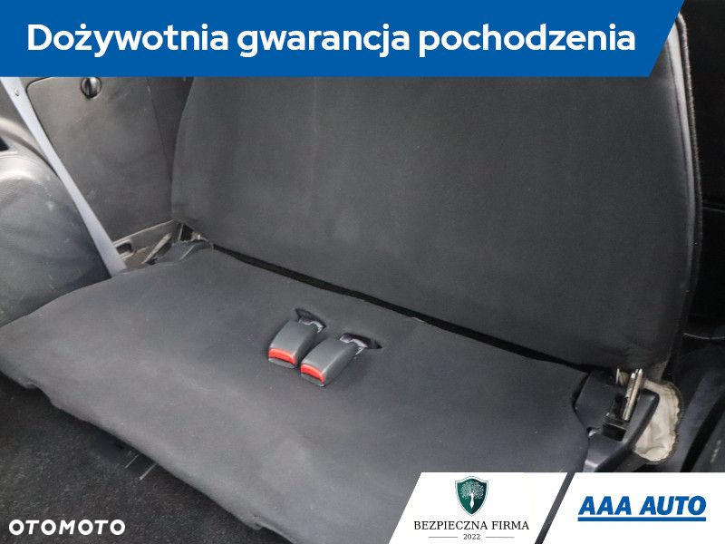 Mitsubishi Outlander - 20