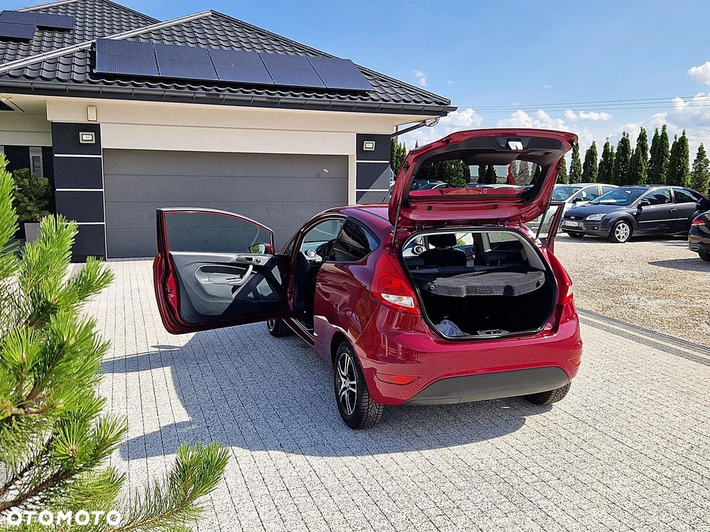 Ford Fiesta 1.25 Platinium X - 9