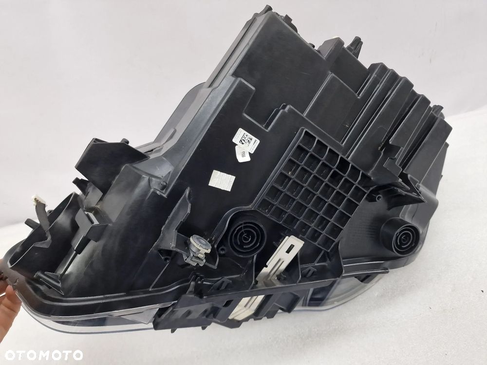 BMW X1 F48 15- PRAWA LAMPA PRZEDNIA PRZÓD FULL LED , NR 6311-7495004-03 / 63117495004 / 7495004 , NR AUKCJI LA31 - 24