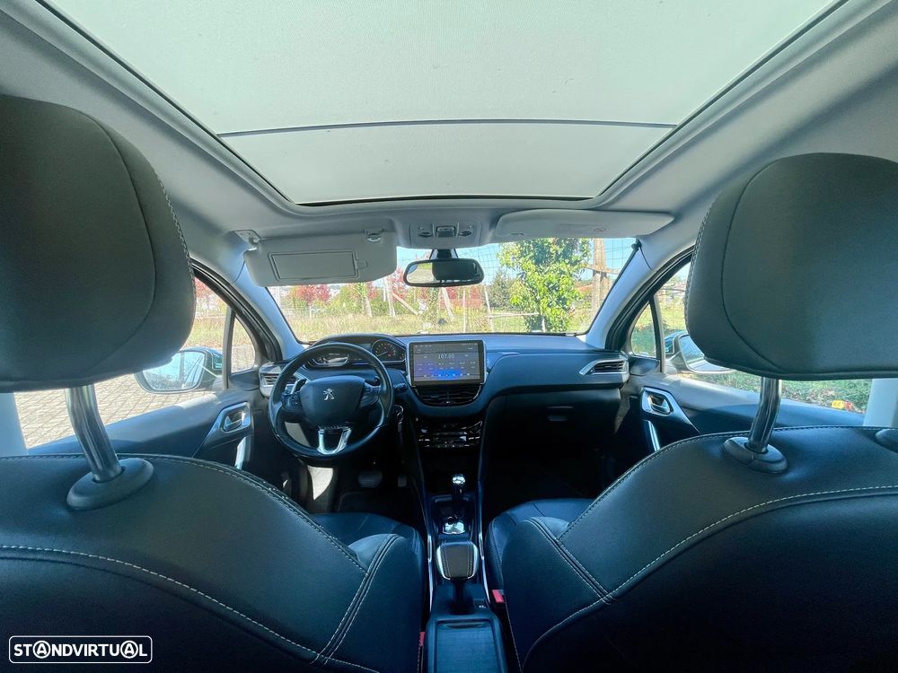 Peugeot 2008 1.6 e-HDi Allure 2-Tronic - 13