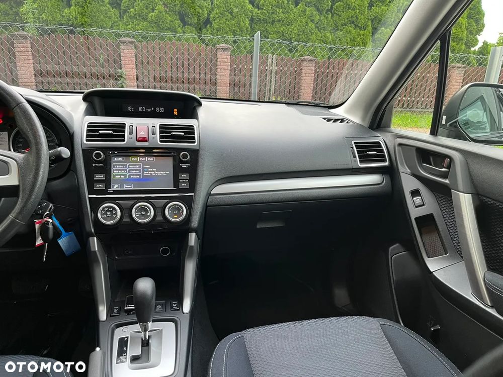 Subaru Forester 2.0X Lineartronic Active - 17