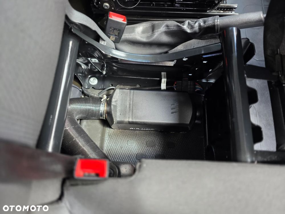 Renault TRAFIC Vivaro WSOKI 1.6dCi Energy L1H2 Pack Clim VAT 1 BEZWYPADKOWY z Polskiego Salonu Serwisowany Zadbany Egzemplarz - 34