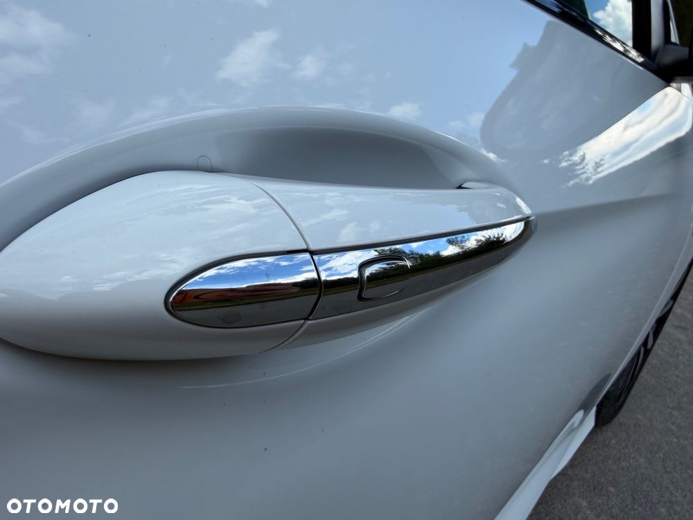 Opel Insignia - 25