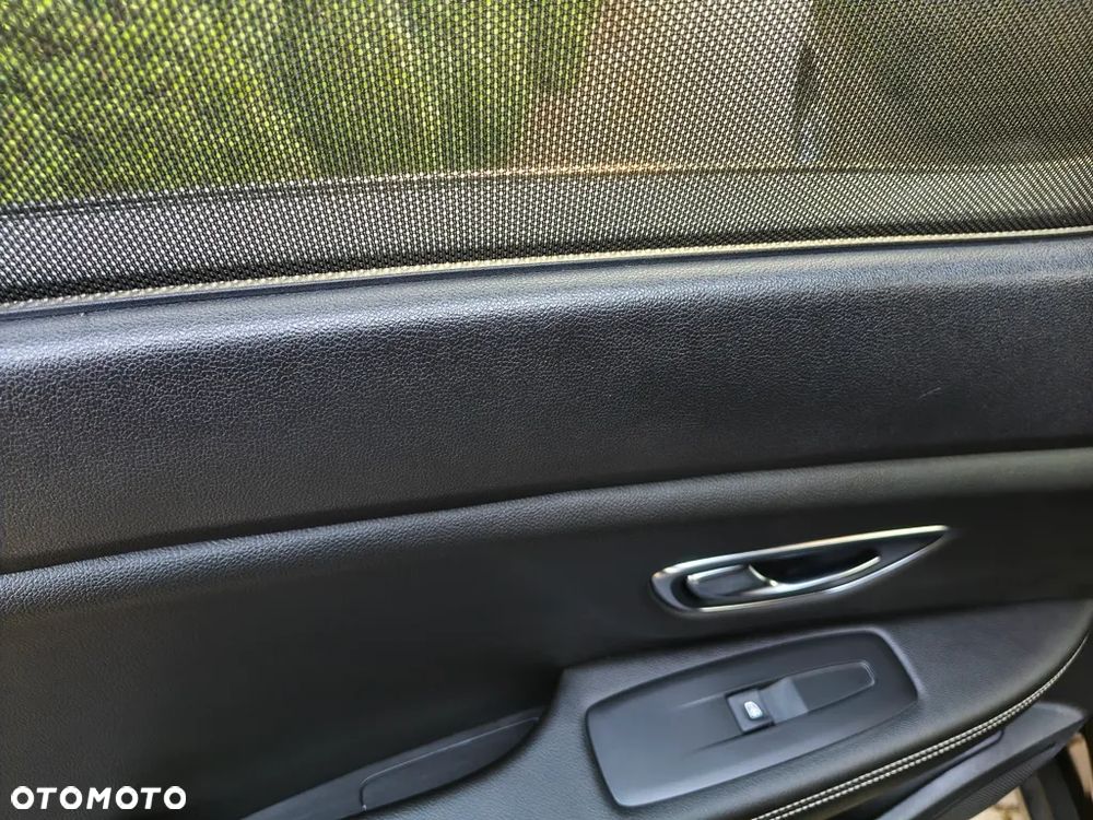 Renault Scenic ENERGY TCe 115 EXPERIENCE - 31