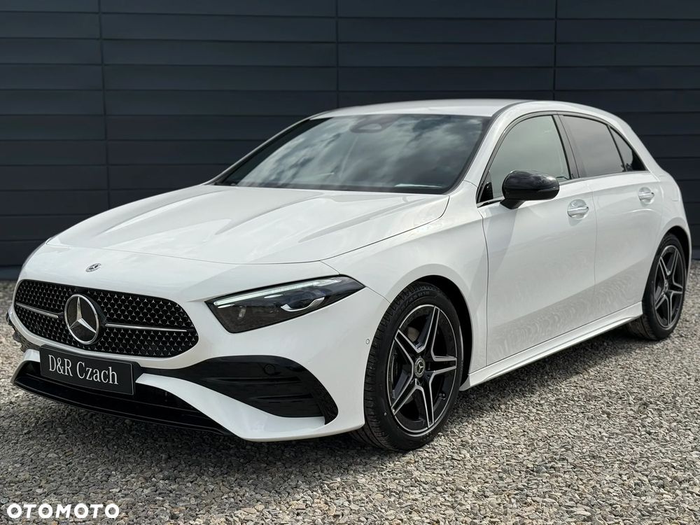 Mercedes-Benz Klasa A 200 AMG Line 7G-DCT - 3