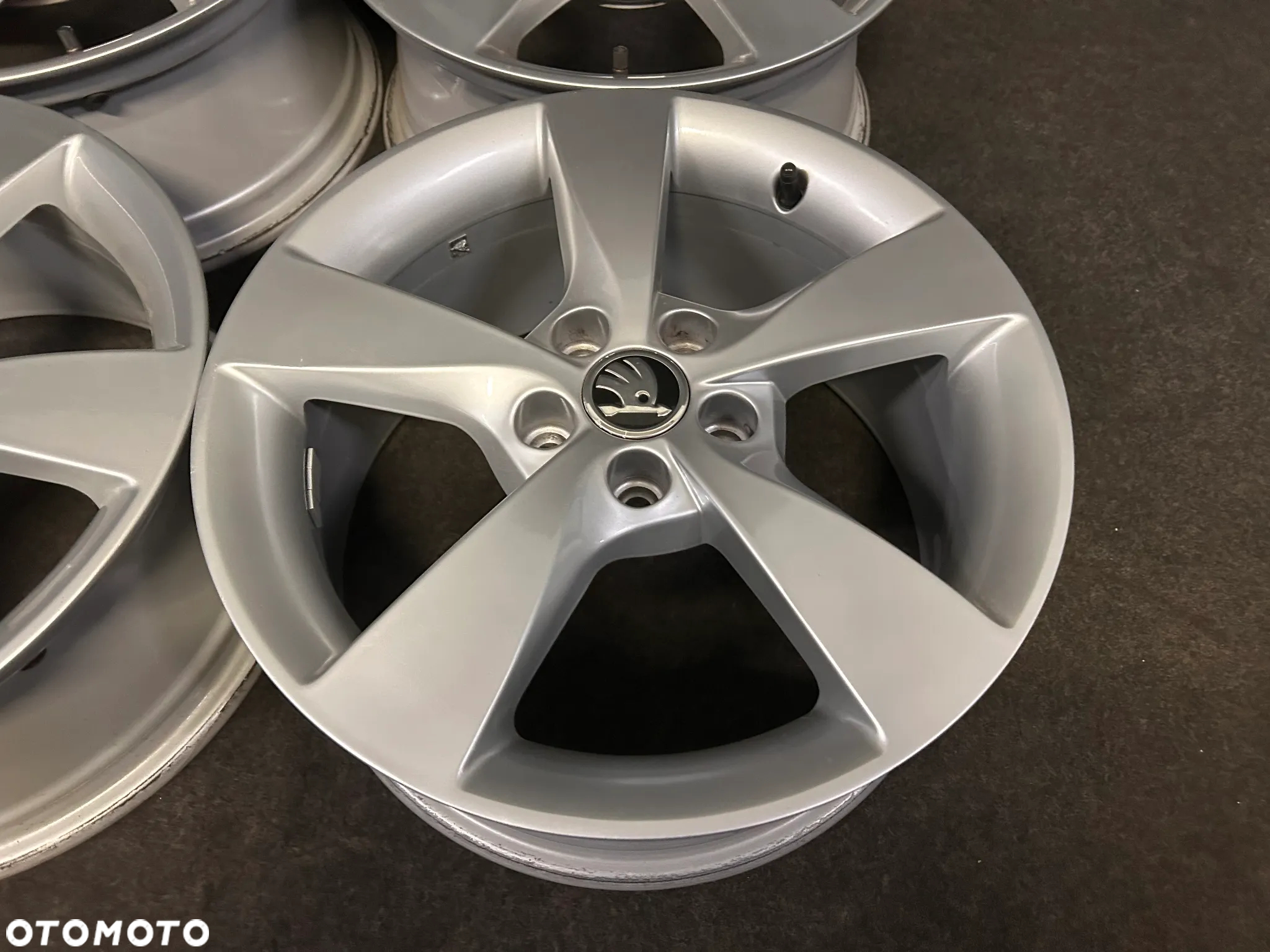 Alufelgi Skoda Scala, Fabia III, IV, Kamiq, Rapid 16 cali 5x100 4szt. Ładne! - 12