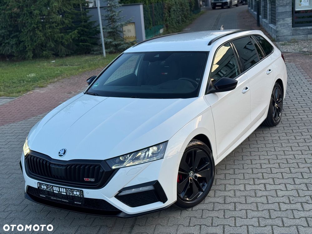 Skoda Octavia 2.0 TDI DSG RS - 3