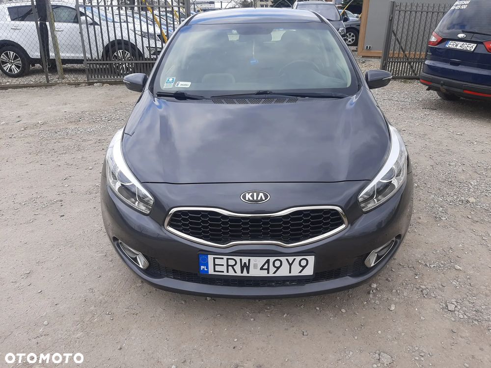 Kia Ceed 1.6 GDI Platinum Edition - 6