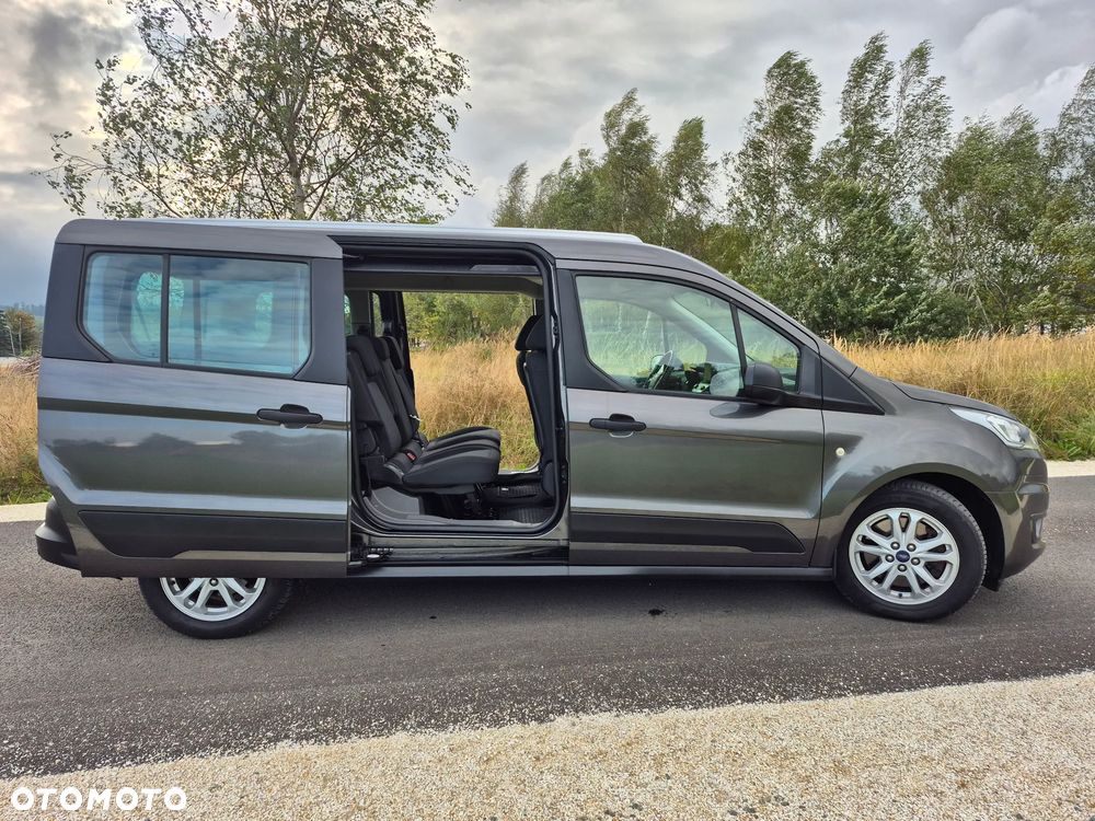 Ford Tourneo Connect Grand - 13