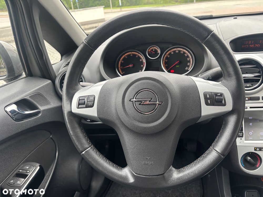 Opel Corsa 1.4 16V Satellite - 23