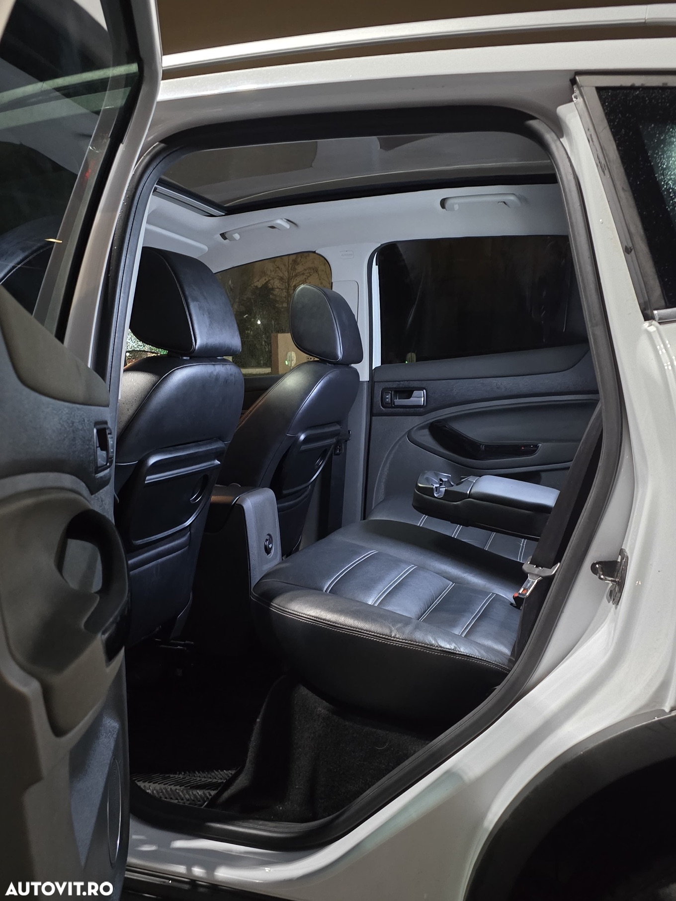 Ford Kuga 2.0 TDCi 4WD Powershift Individual - 7
