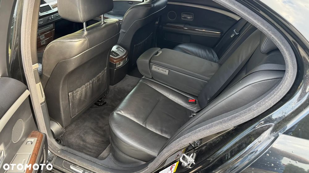 BMW Seria 7 730i - 9
