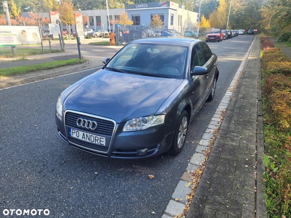 Audi A4 Limousine