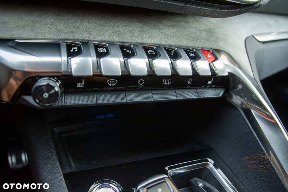 Peugeot 5008 BlueHDi 180 EAT8 GT Pack - 23