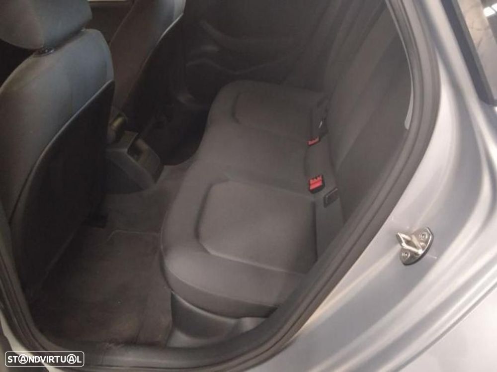 Audi A3 Sportback 30 TDI - 3