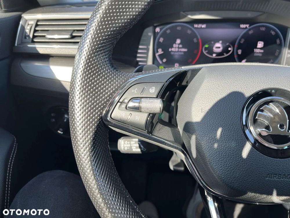 Skoda Superb 2.0 TSI Style DSG - 32