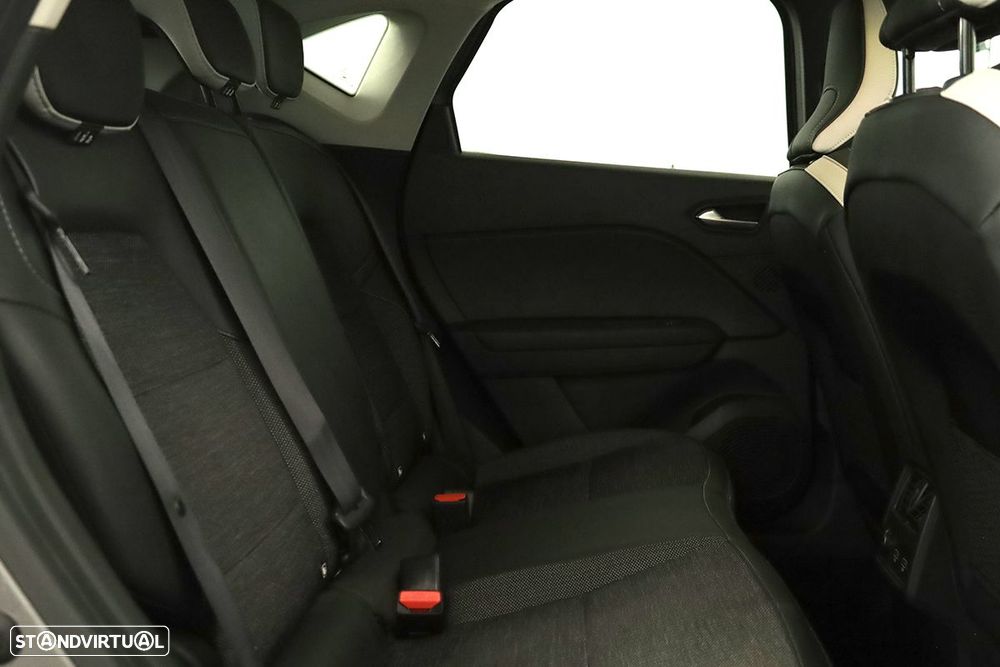 Renault Captur 1.0 TCe Techno Bi-Fuel - 23