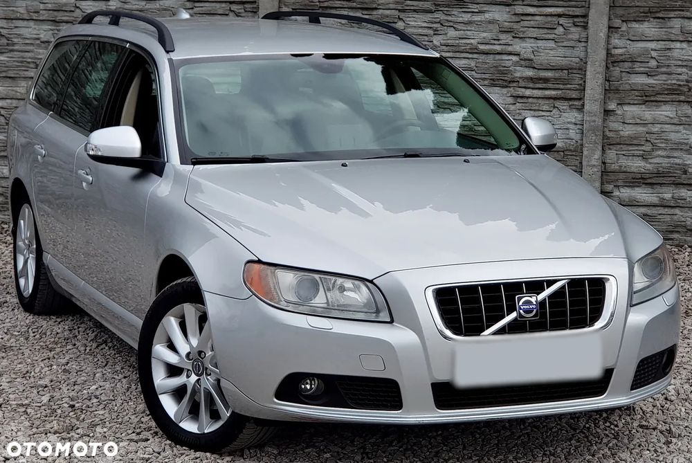 Volvo V70 D5 Momentum - 2