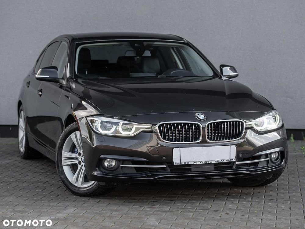 BMW Seria 3 330e iPerformance M Sport - 3