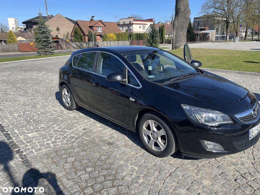 Opel Astra - 9
