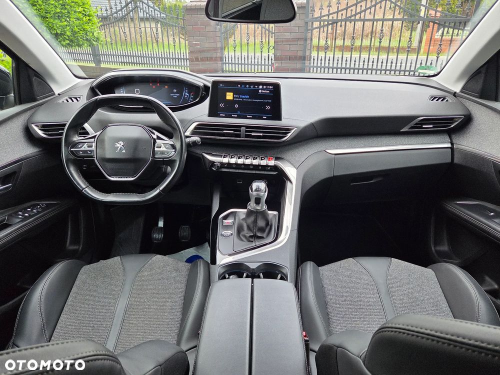 Peugeot 5008 BlueHDI 130 Allure Business-Paket - 29