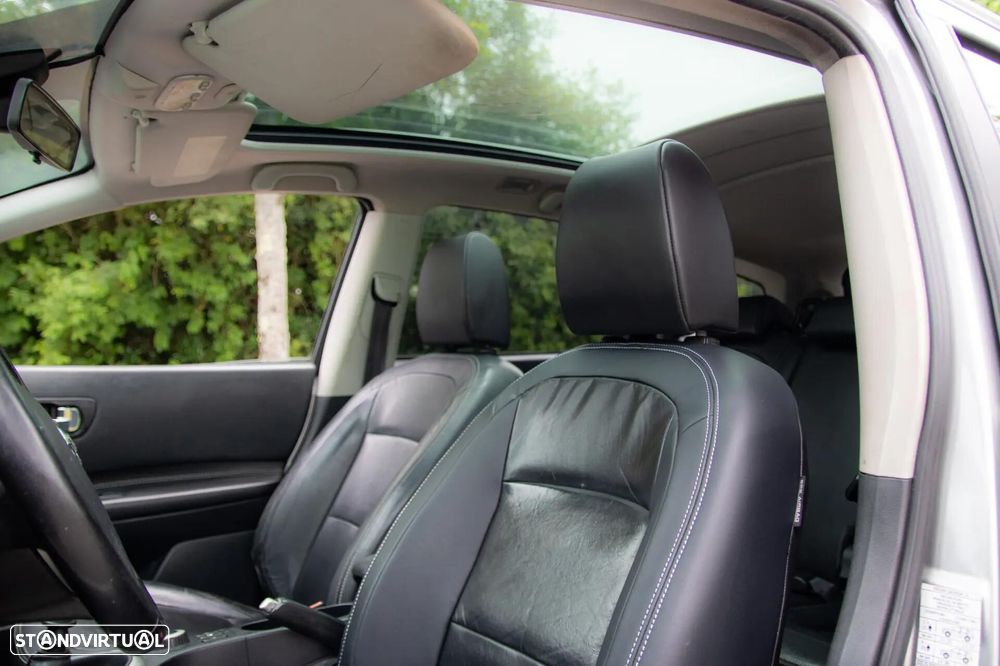 Nissan Qashqai +2 - 37