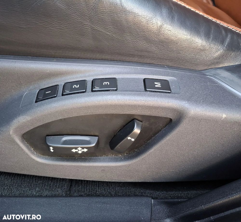 Volvo V60 D6 Plug-In-Hybrid AWD Geartronic Summum - 14