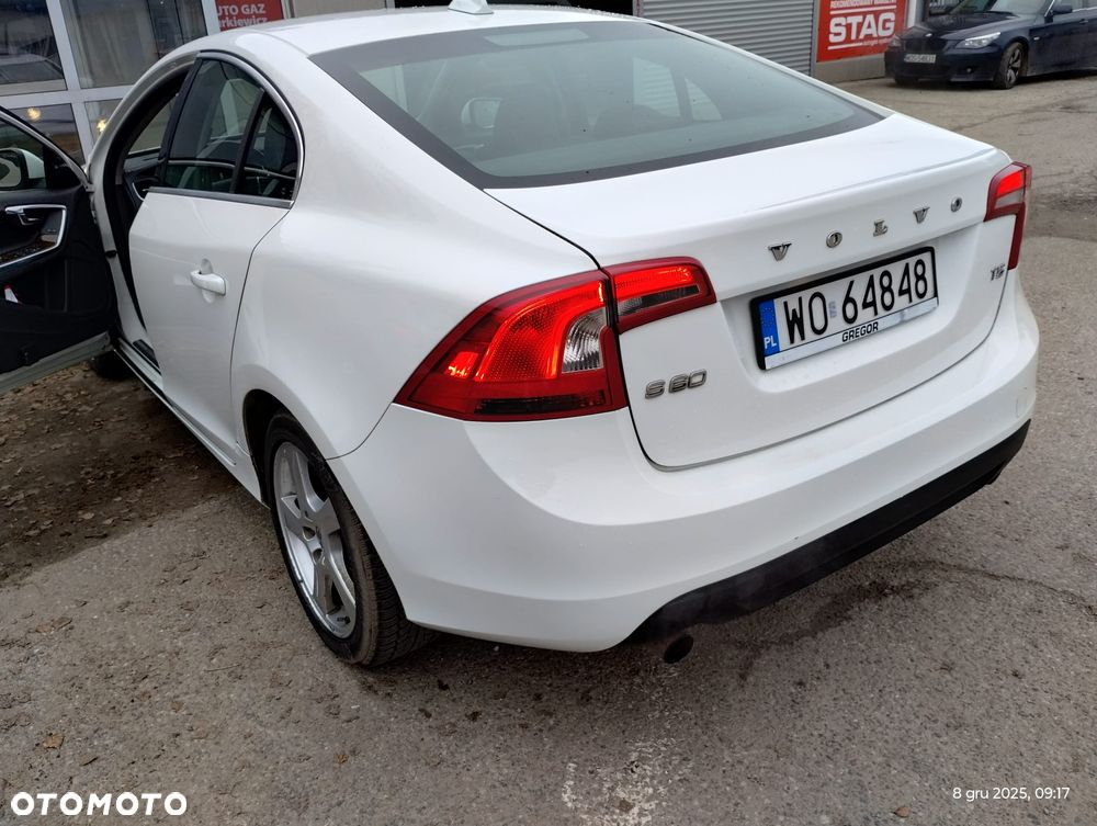 Volvo S60 ver-2-5-t5 - 27