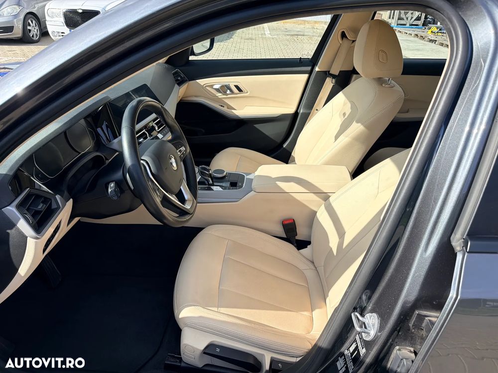 BMW Seria 3 318d Aut. Advantage - 12